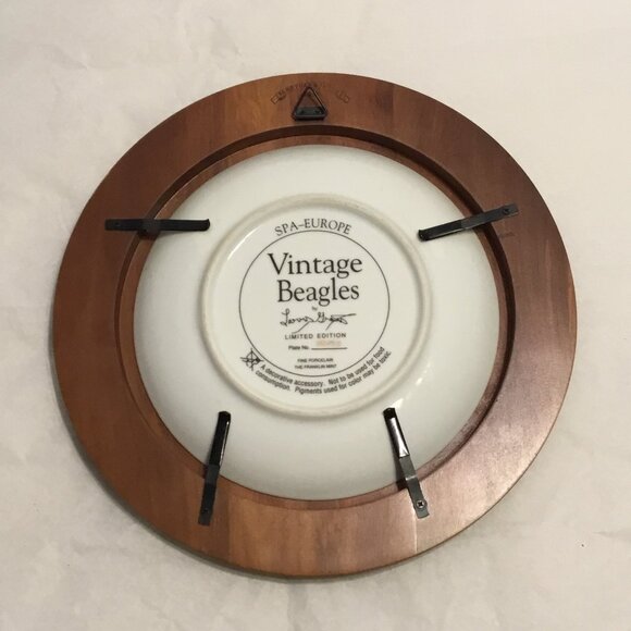 Franklin Mint Vintage Beagles Limited Edition Numbered Collector's Plate - Picture 4 of 7